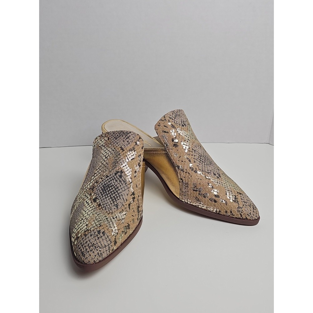 42 Good Women's 7.5M Rue Loafers Mule Beige/Gold Leather Modern Versatile Preppy